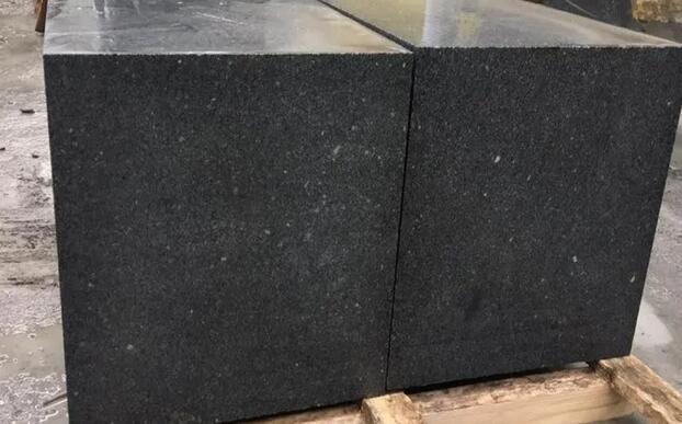 why black granite slab could be the perfect fit for you?