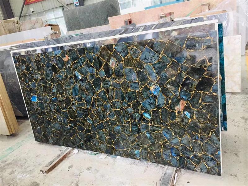 Blue Emerald Labradorite Slab Countertop For Sale