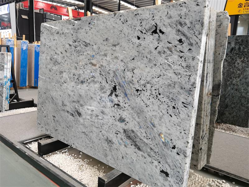 New Snow Mountain Sapphire Granite Factory Direct Sales