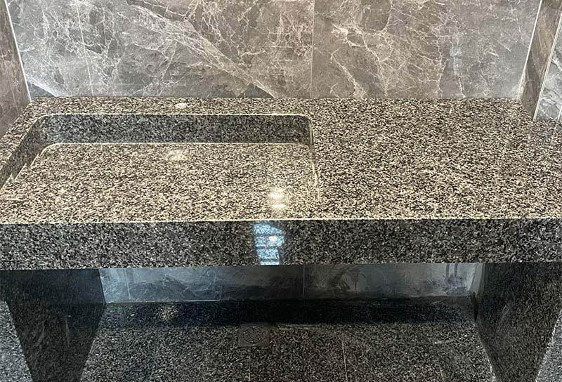 How to maintain granite？