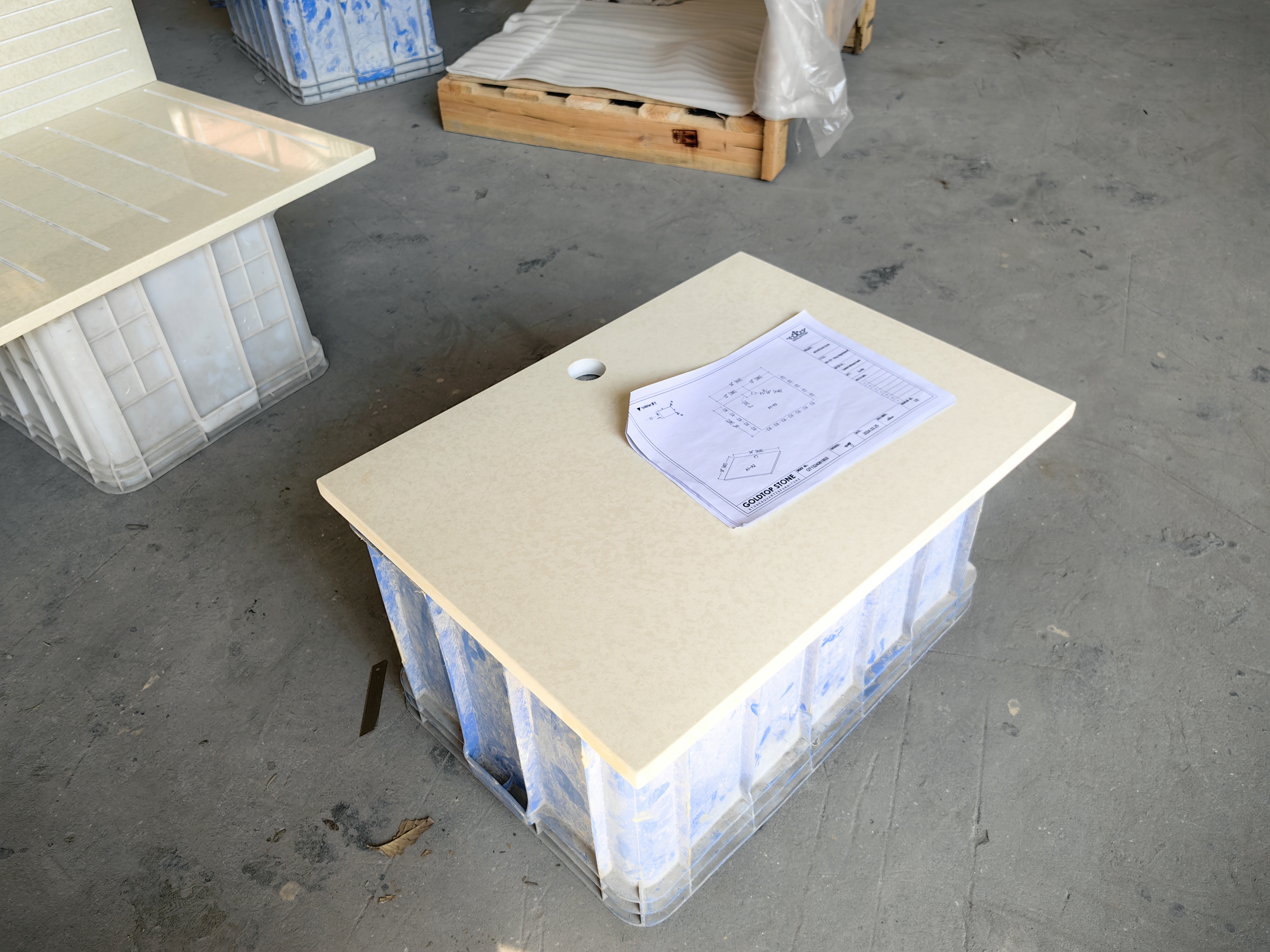 4057 FAIRBOURNE Marble Quartz Slab