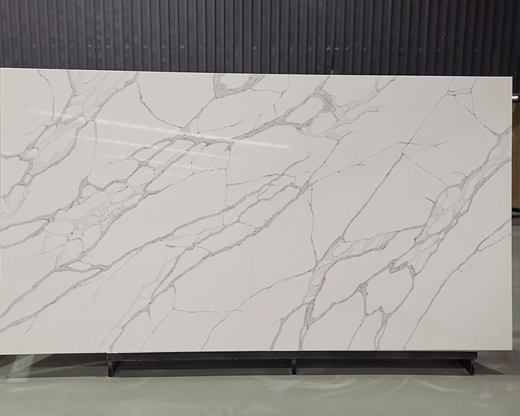 5062 Victoria White Calacatta Quartz Kitchen Countertop