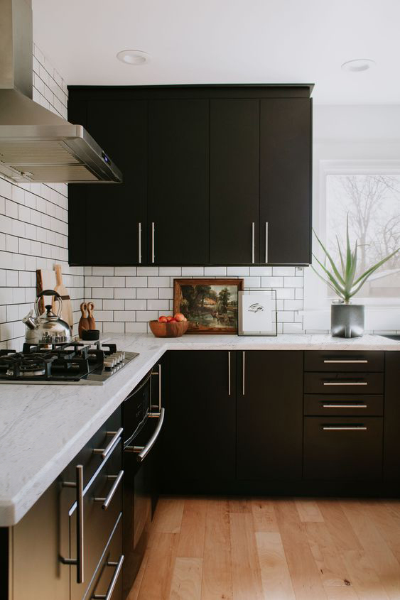 5041 Gucci White Quartz Super Jumbo Slab Countertops Wholesale