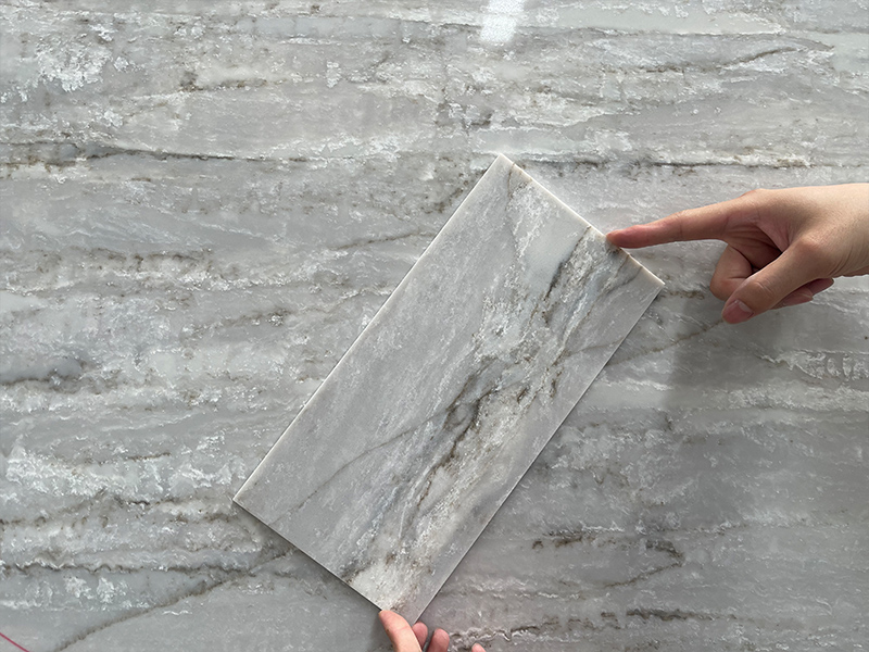6037 Matterhomn Quartz Slabs