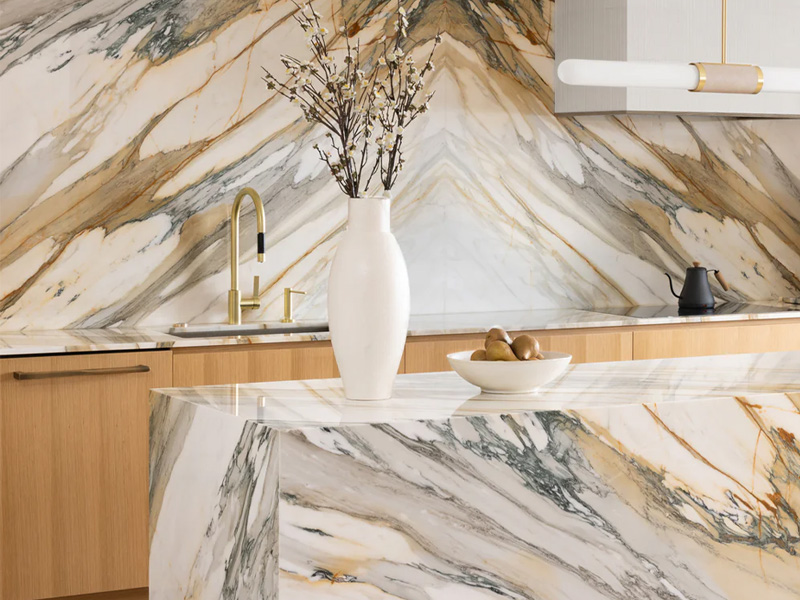 Calacatta Macchia Vecchia Marble Slabs