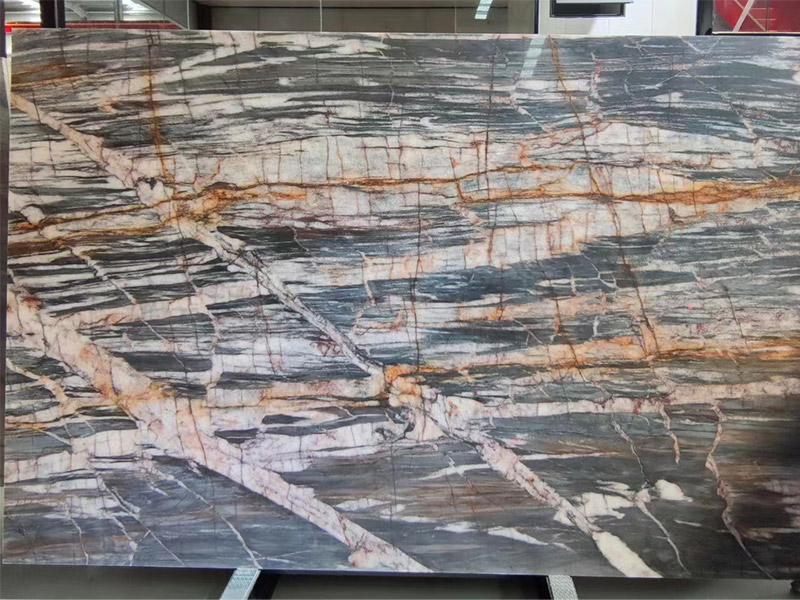 Translucent Bohemian Quartzite Slab Backlit For Interior Wall Decoration