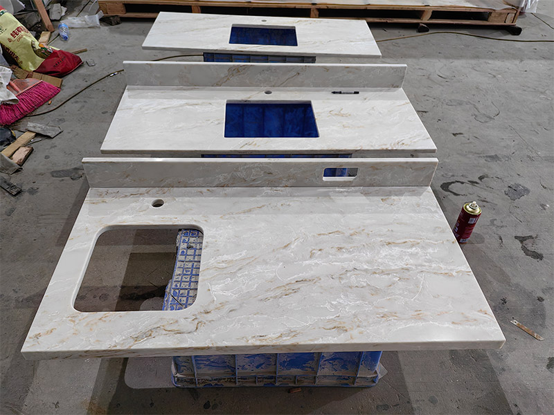 5124 Calacatta Lavezzi Quartz Slabs