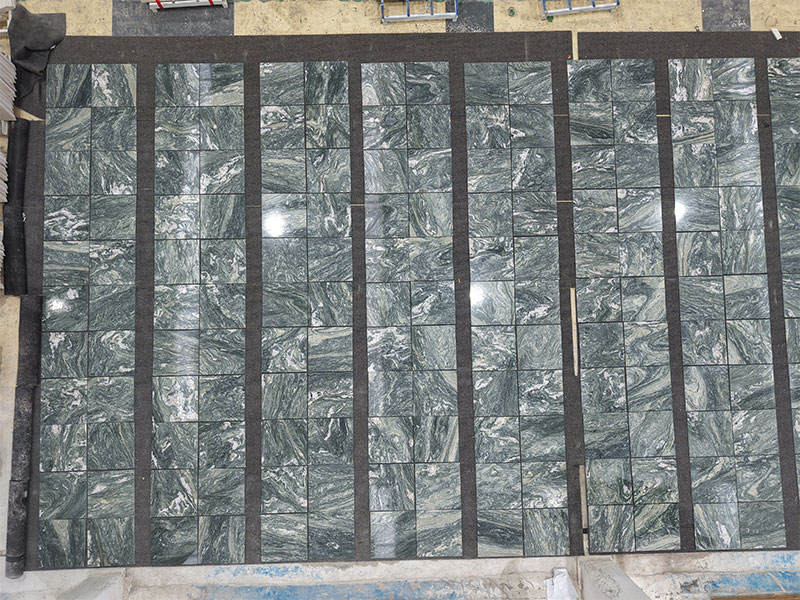 Custom Alps Emerald Quartzite Tiles Supplier