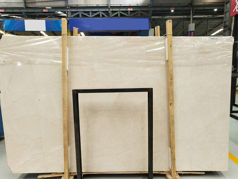 Spanish Crema Europa Limestone Slabs Supplier
