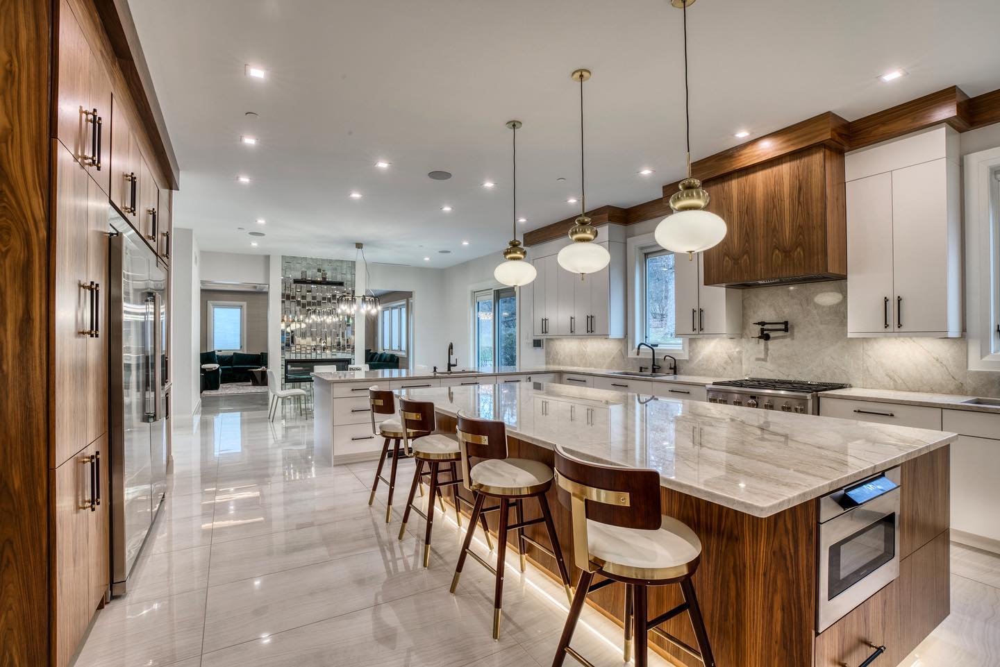 Taj Mahal Quartzite Slabs & Countertops Supplier