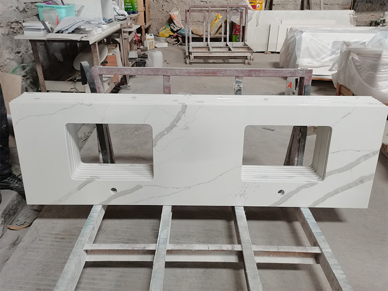 5042 Laza White Calacatta Quartz Countertops