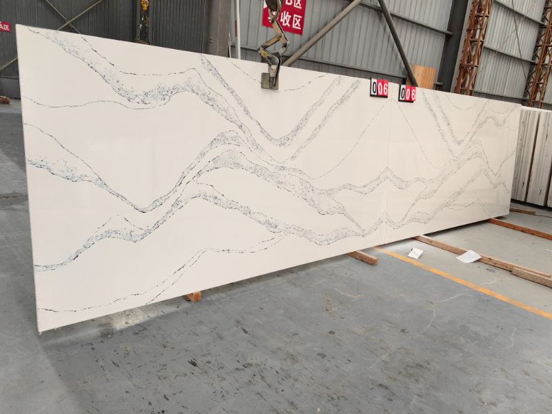 5004 Brittanicca Calacatta Quartz Slabs