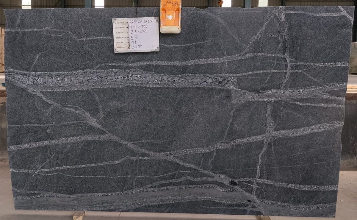 India Breeze Grey Granite Slabs for Flooring/ Wall / Countertops
