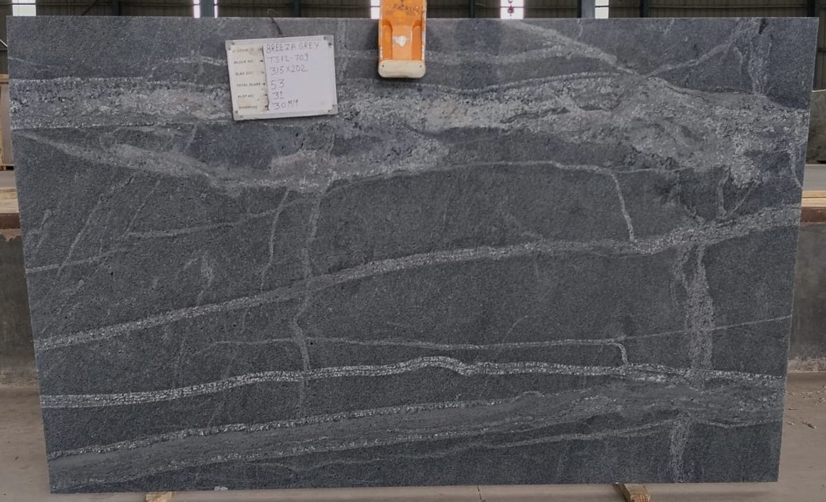 India Breeze Grey Granite Slabs for Flooring/ Wall / Countertops