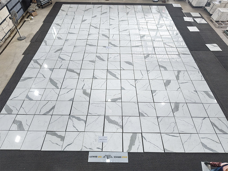 calacatta white marble 610&times;610mm Tiles
