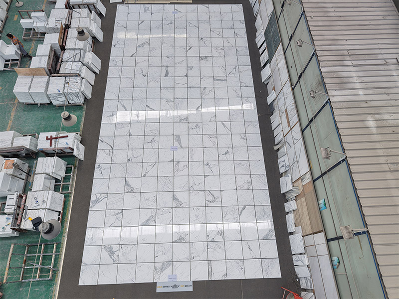 calacatta white marble 610&times;610mm Tiles
