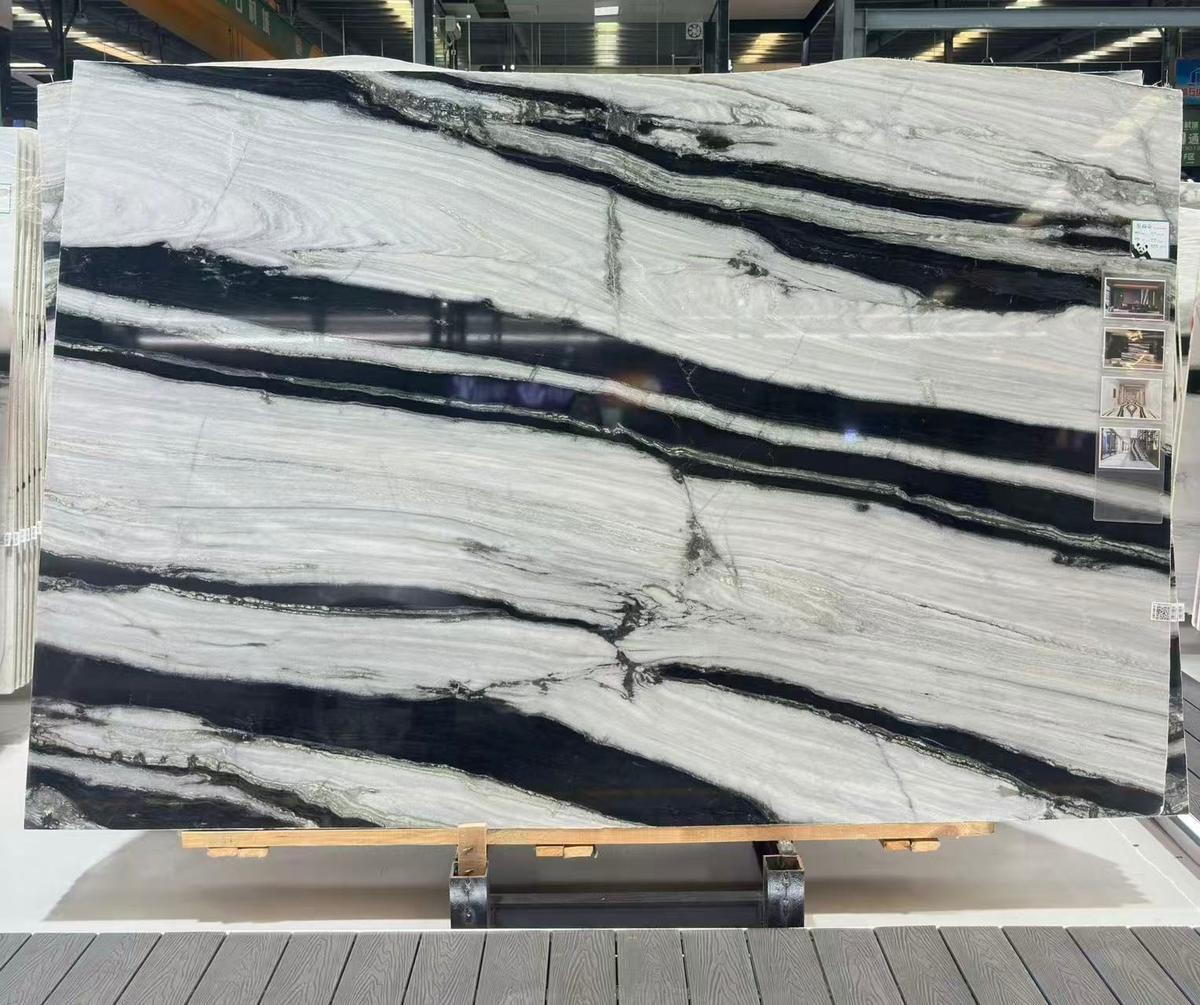 India Panda White Marble Slab for Countertops/ Feature Wall/ Staircase