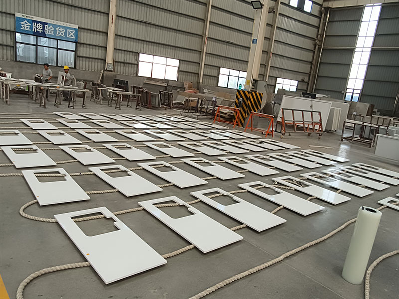 2002 Pure White Quartz Slabs Countertops Factory