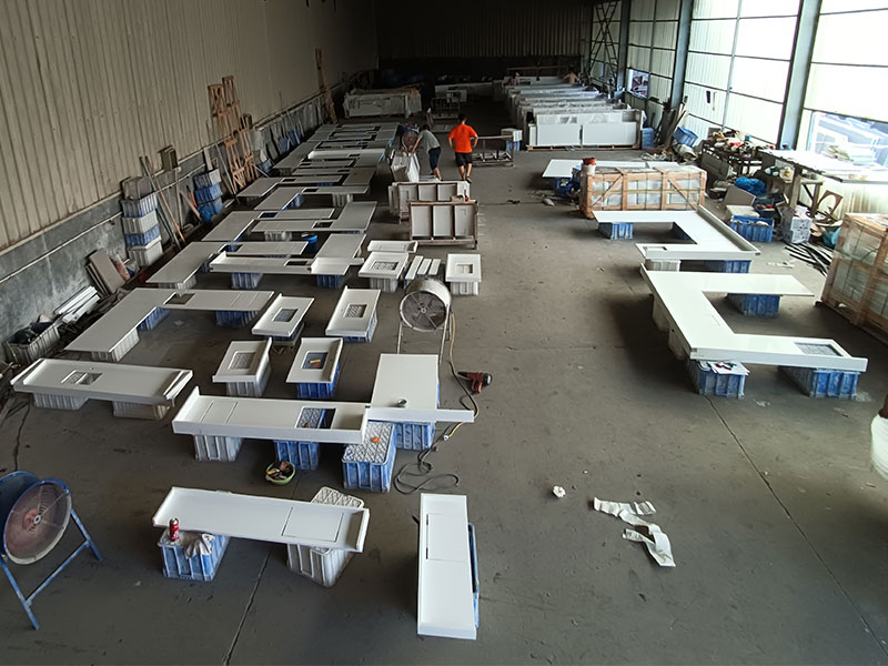 2002 Pure White Quartz Slabs Countertops Factory