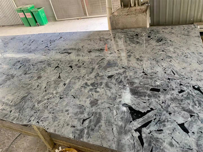 White Labrador Bianco Granite With Blue Veins