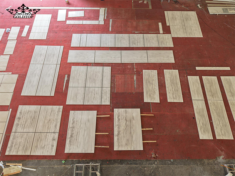 For a restaurant project in the United States, Vein Cut White Wood Marble was used for wall decoration.