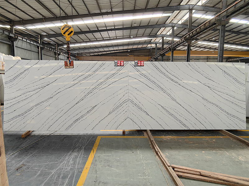 Calacatta Sivec white Quartz  Slabs