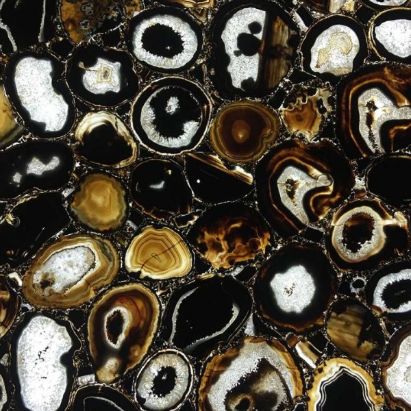 Black agate